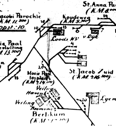 Een uitsnede uit een spoorwegkaart van 1941, waarop onder meer de lijn nog staat naar St.-Jacob Zuid (het zuidelijke station van Sint-Jacobi Parochie. De cijfers bij de sporen geven aan hoeveel wagons er kunnen staan. Tekening: verzameling. Wietse Hoekstra. Kaart is niet te vergroten